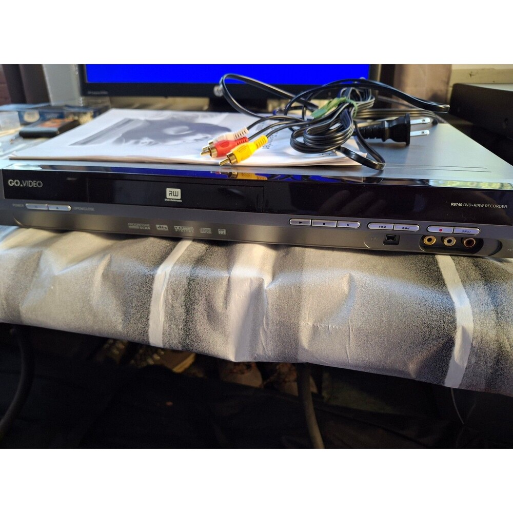 GoVideo R6740 DVD Recorder Player Progressive Scan - For Parts - Read Desc - Picture 1 of 5